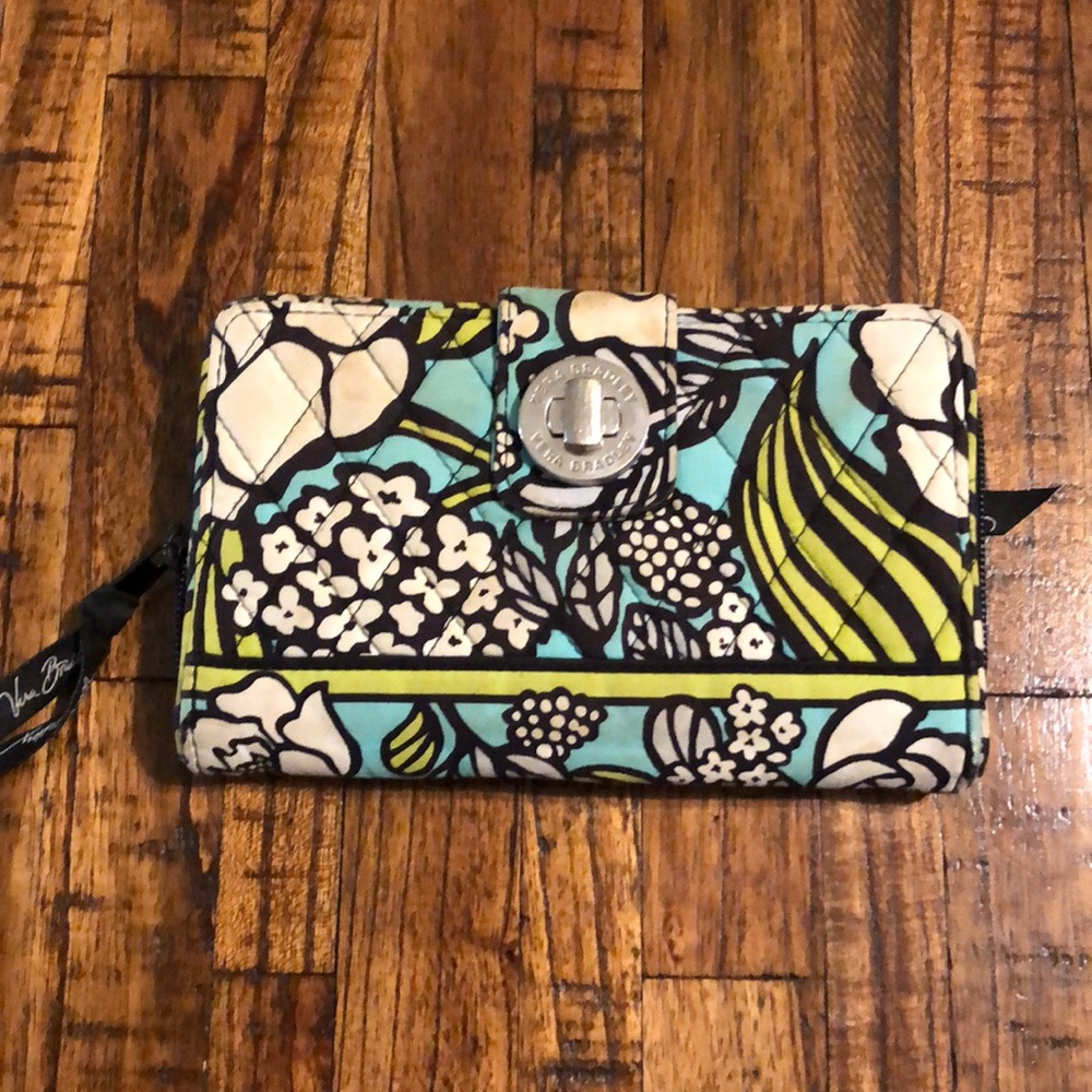 Vera Bradley wallet
